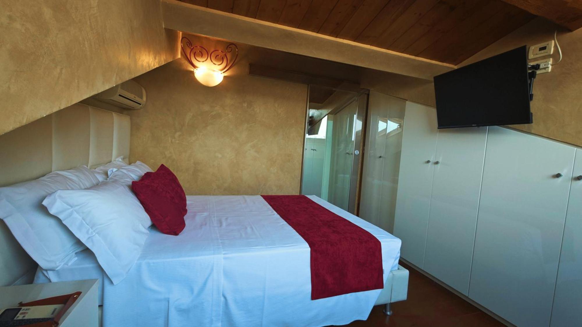 Opera Luxury Apartment فيرونا المظهر الخارجي الصورة