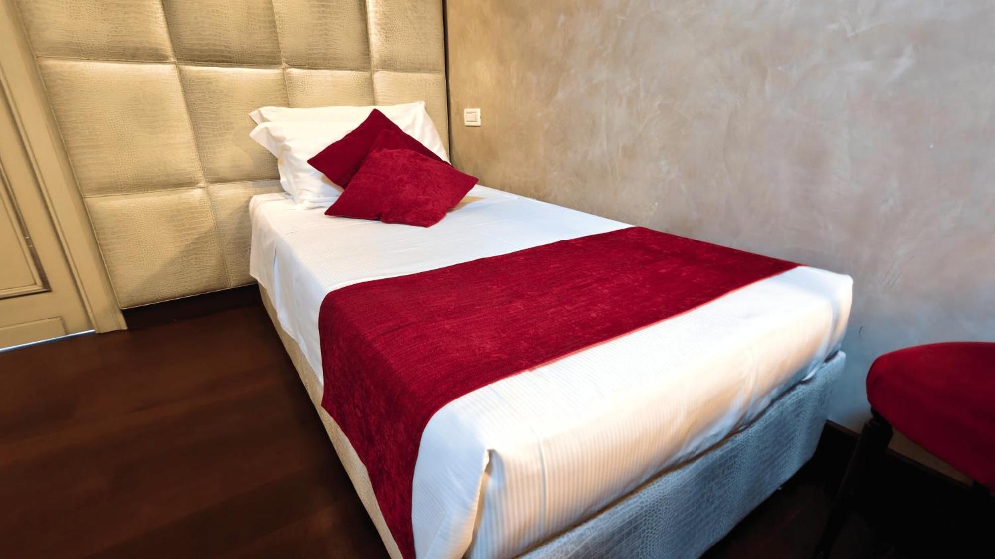 Opera Luxury Apartment فيرونا المظهر الخارجي الصورة